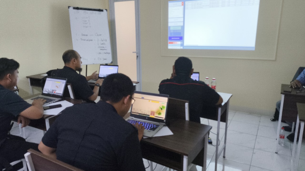 PELAKSANAAN RECCURENT / PERPANJANGAN SENIOR AVSEC